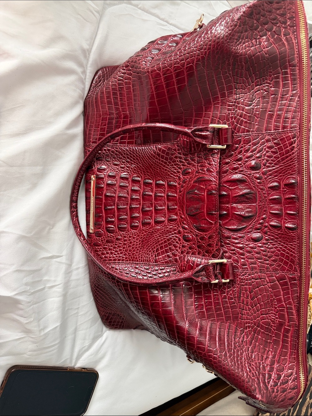 Women’s Croc-Embossed Tote Bag in Deep Red